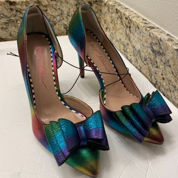 Betsey Johnson Rainbow Heels - LAST PAIR - Picture 3 of 5